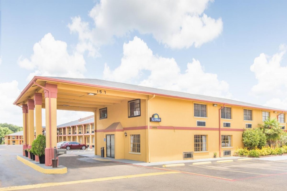 Days Inn & Suites by Wyndham Marshall Image 7